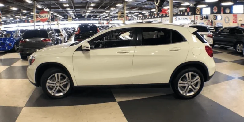 2017 Mercedes-Benz GLA 250 4MATIC – Premium Compact SUV